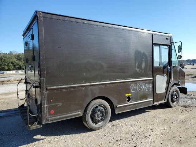 2009 Freightliner Chassis M Line WALK-IN Van