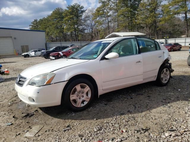 2004 Nissan Altima Base