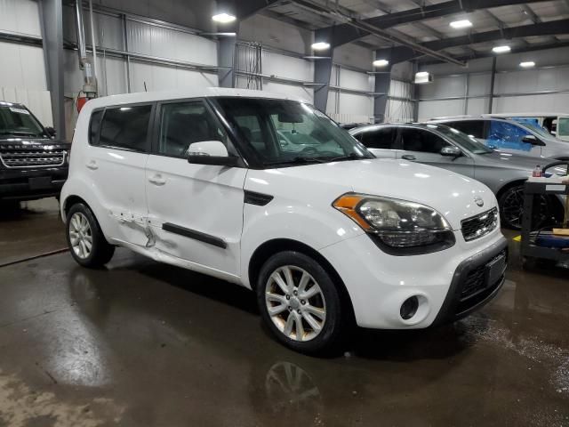 2013 KIA Soul +