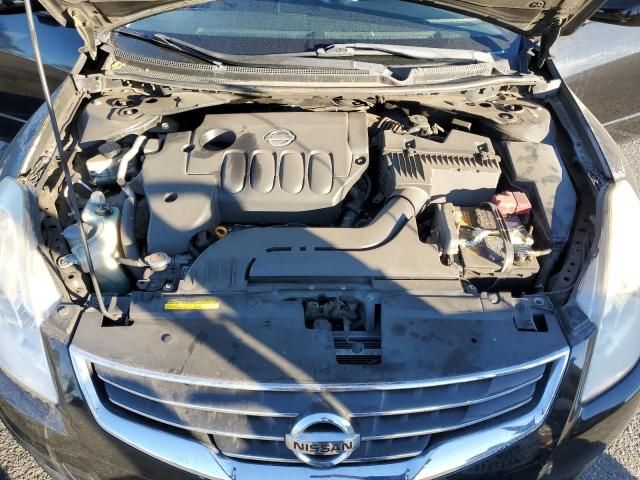 2010 Nissan Altima Base