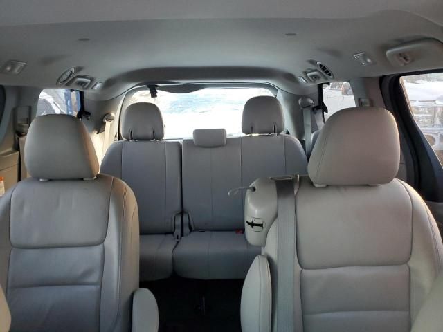 2015 Toyota Sienna XLE