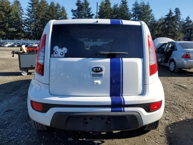 2013 KIA Soul +