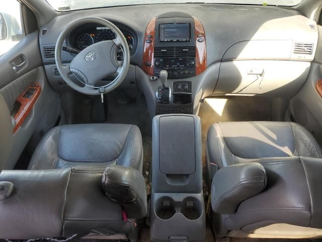 2009 Toyota Sienna XLE