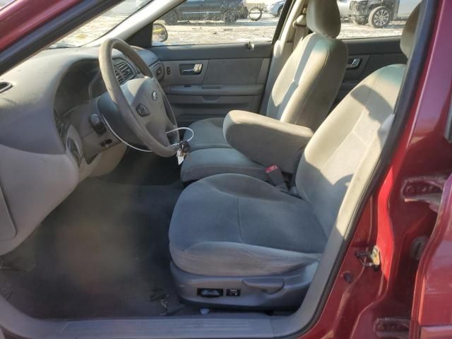 2002 Ford Taurus SE