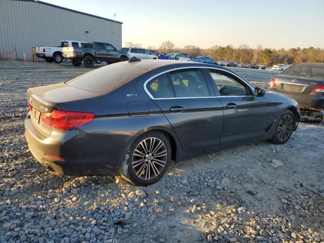 2019 BMW 530E