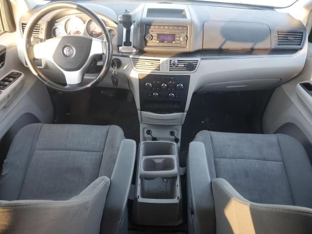 2009 Volkswagen Routan SE