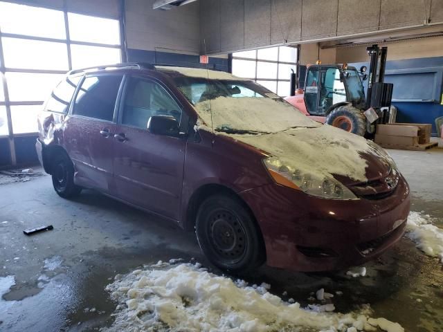 2009 Toyota Sienna CE