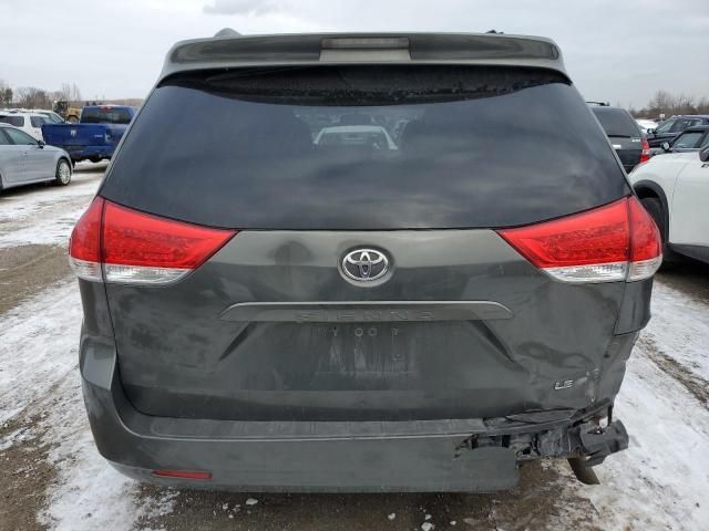 2011 Toyota Sienna LE