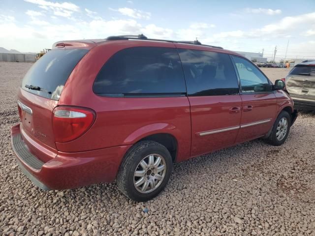 2005 Chrysler Town & Country Touring