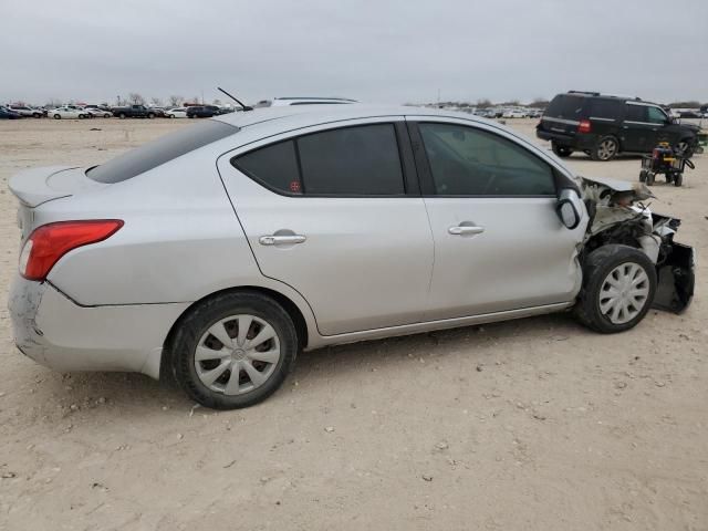 2013 Nissan Versa S