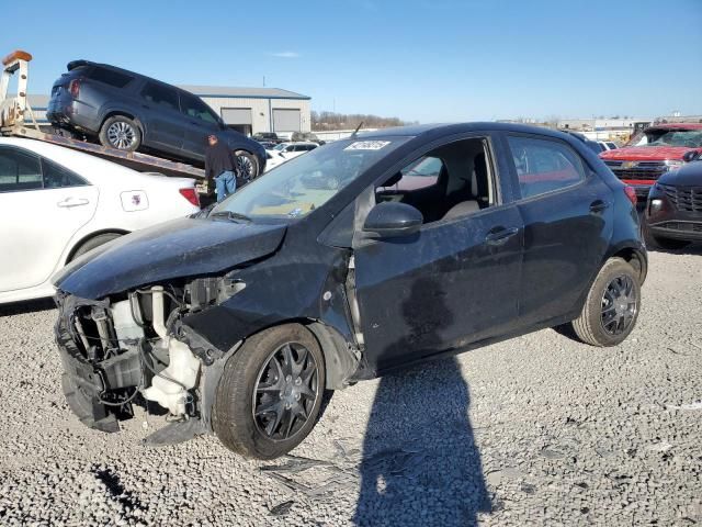 2014 Mazda 2 Sport