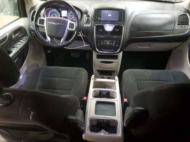 2011 Chrysler Town & Country Touring