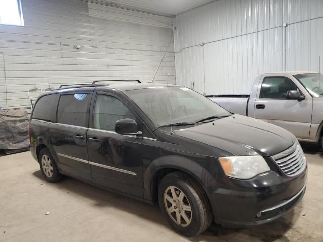 2011 Chrysler Town & Country Touring L