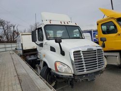 Freightliner Cascadia 113 Vehiculos salvage en venta: 2015 Freightliner Cascadia 113