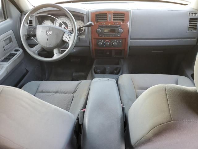 2005 Dodge Dakota Quad SLT