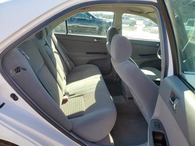 2005 Toyota Camry LE