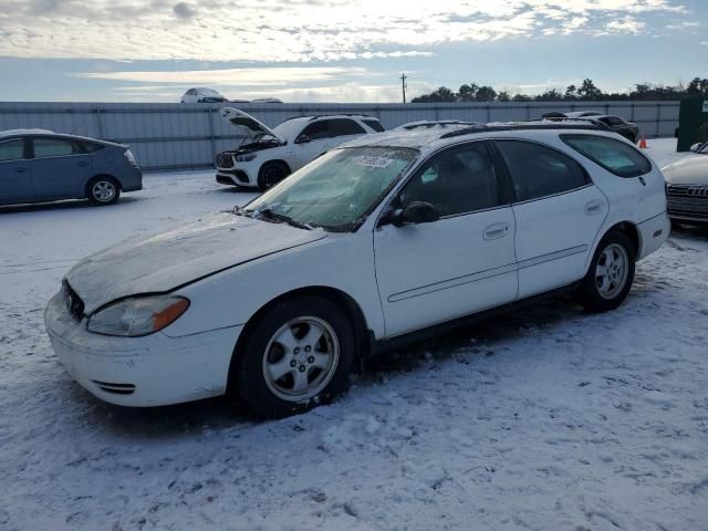 2005 Ford Taurus SE