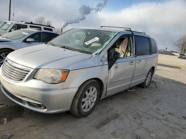 2012 Chrysler Town & Country Touring L