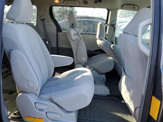 2012 Toyota Sienna LE