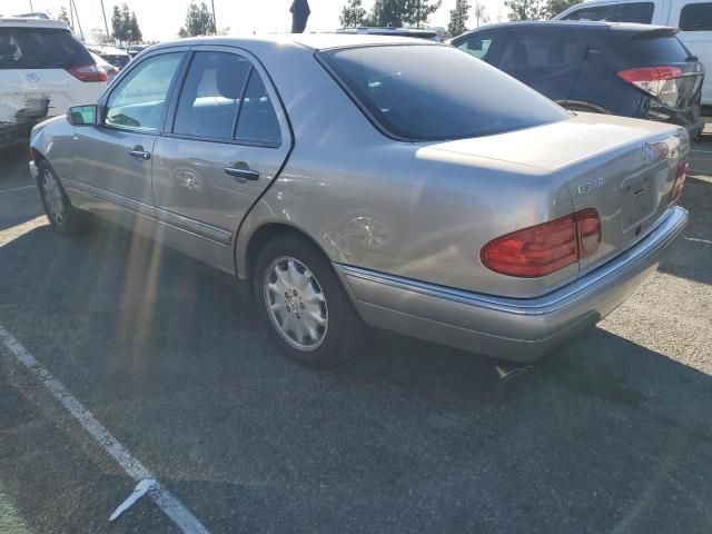 1998 Mercedes-Benz E 320