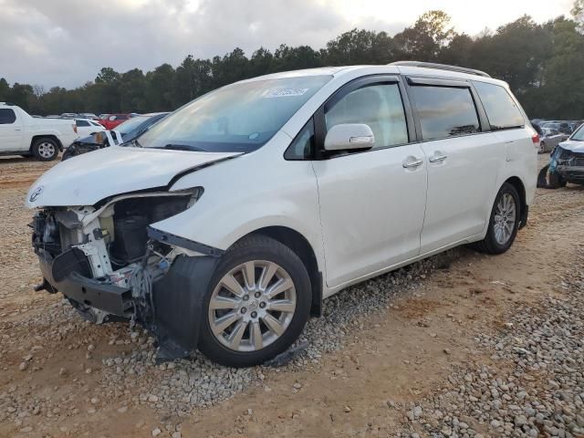 2013 Toyota Sienna XLE