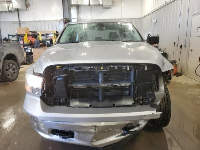 2022 Dodge RAM 1500 Classic SLT