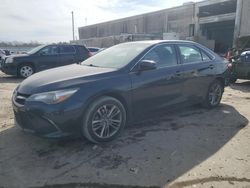 Carros salvage sin ofertas aún a la venta en subasta: 2017 Toyota Camry LE