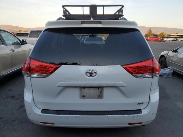 2011 Toyota Sienna XLE