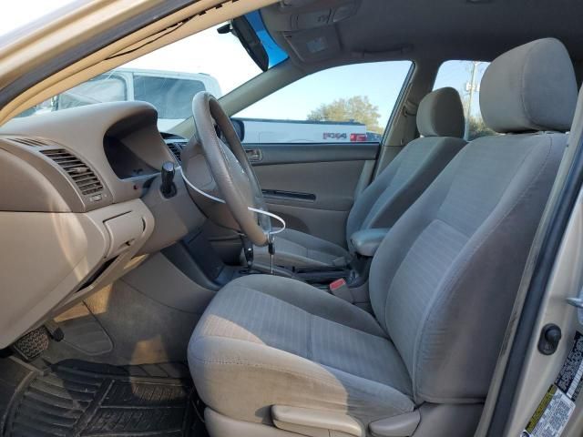 2005 Toyota Camry LE