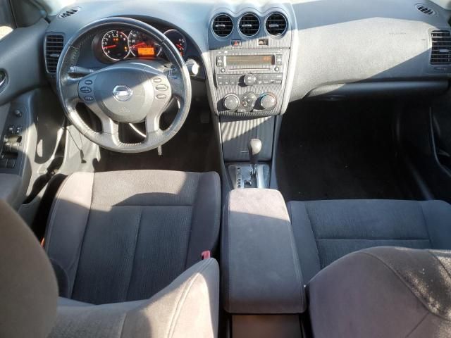 2010 Nissan Altima Base