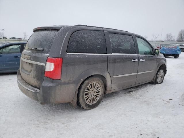 2015 Chrysler Town & Country Touring L