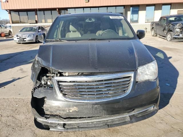 2012 Chrysler Town & Country Touring