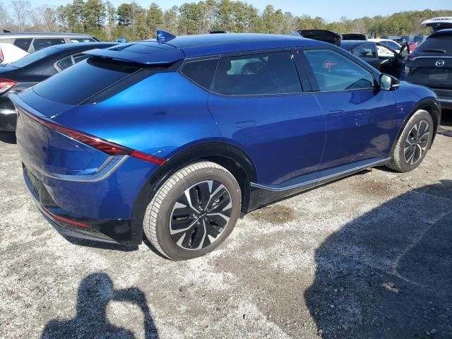 2023 KIA EV6 Light