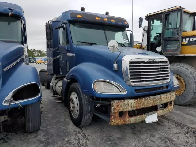 2007 Freightliner Conventional Columbia