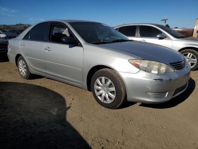 2005 Toyota Camry LE