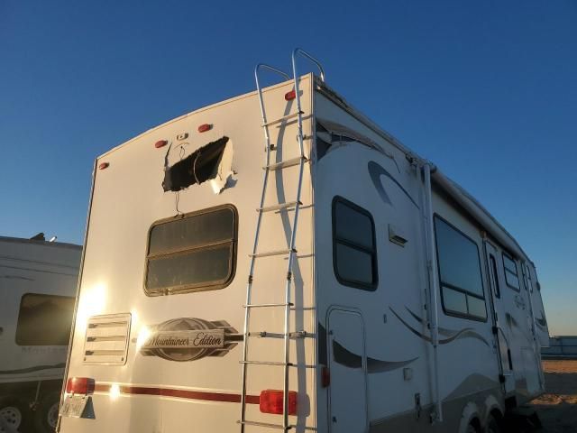 2006 Mountain View 5th Wheel