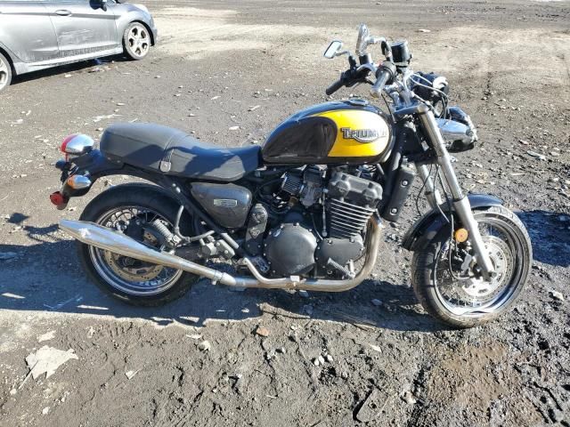 2004 Triumph 2004 Triumph Motorcycle Thunderbird Sport