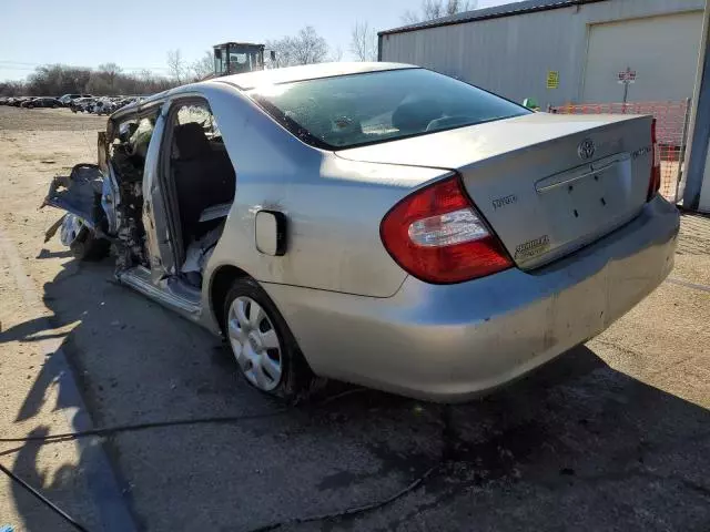 2004 Toyota Camry LE