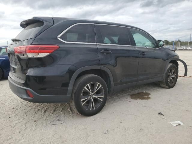 2019 Toyota Highlander LE