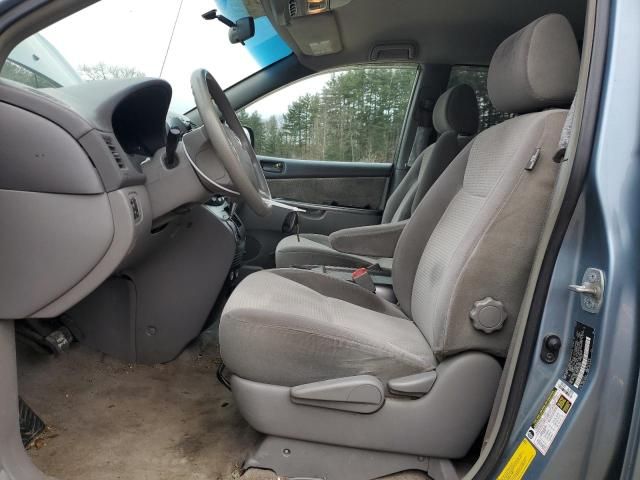 2007 Toyota Sienna CE