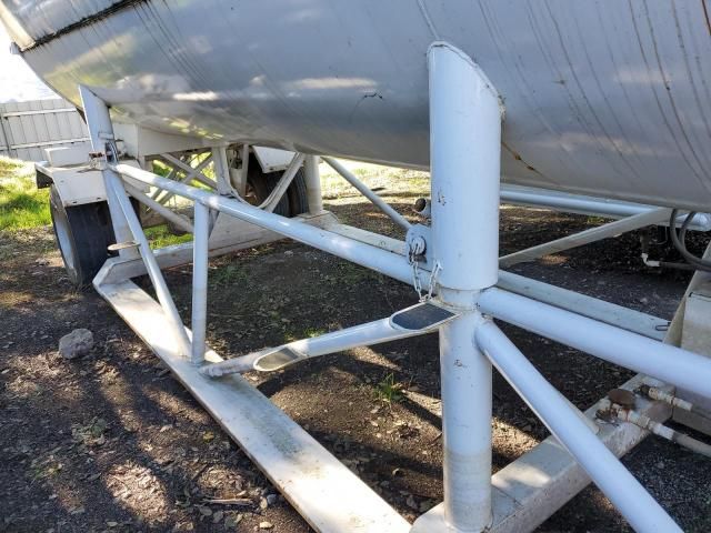 2000 Tank Trailer