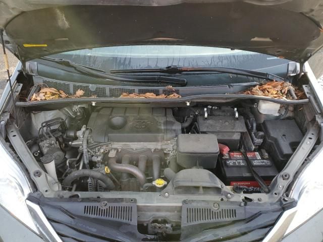 2011 Toyota Sienna Base