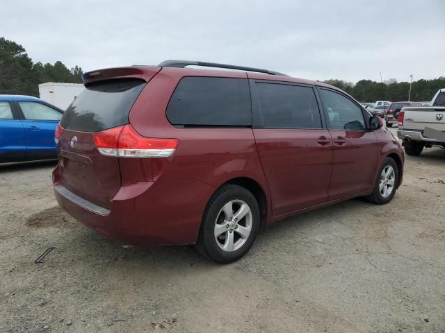 2011 Toyota Sienna LE