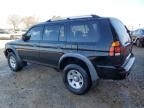 2004 Mitsubishi Montero Sport ES