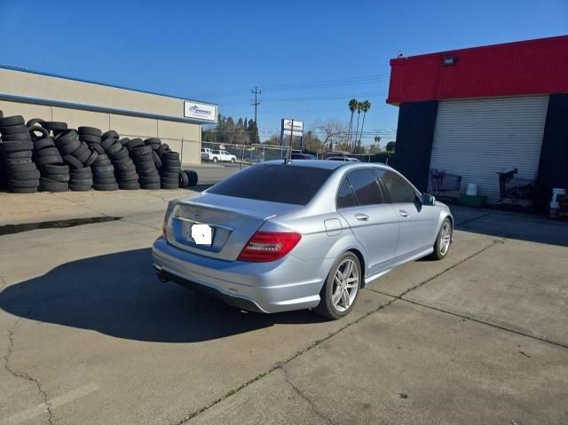 2013 Mercedes-Benz C 250