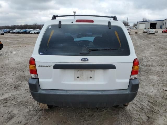 2004 Ford Escape XLS