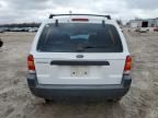 2004 Ford Escape XLS