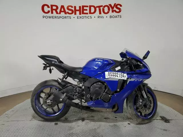 2021 Yamaha YZFR1