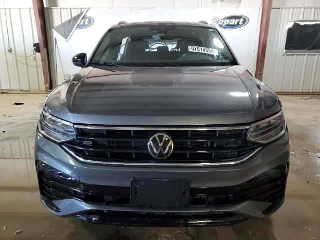 2024 Volkswagen Tiguan SE R-LINE Black