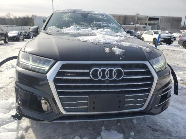 2019 Audi Q7 Premium Plus